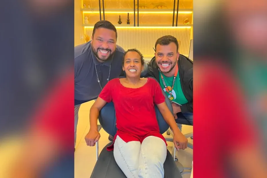 Maria de Divin&oacute;polis durante reencontro ap&oacute;s tratamento