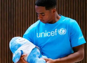 Endrick &eacute; nomeado embaixador do Unicef e defender&aacute; direitos de crian&ccedil;as