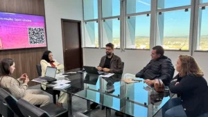 Prefeitura negocia reposição dos dias parados após greve em Divinópolis