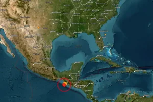 México registra terremoto de magnitude 7,3 e alerta de tsunami