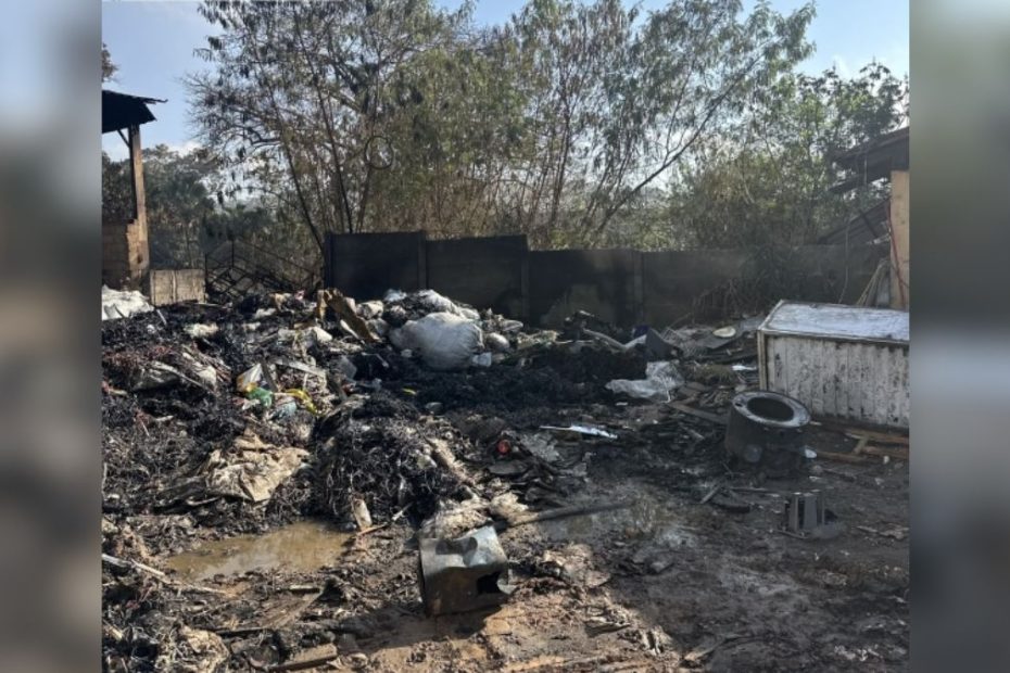 Galpões são interditados após incêndio no bairro São Geraldo em Divinópolis