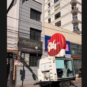 Estúdio Móvel da Rádio 94 Live estará no Ateliê nesta sexta-feira