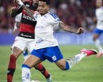 Com “lei do ex”, Cruzeiro perde e está fora da Libertadores
