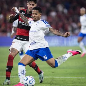 Com “lei do ex”, Cruzeiro perde e está fora da Libertadores