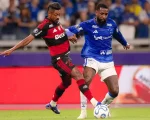 Cruzeiro e Flamengo empatam em 1 a 1 no jogo de ida das oitavas da Libertadores