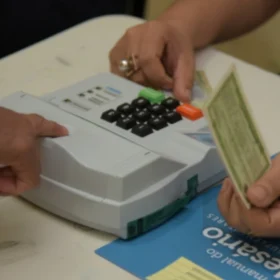 TSE inicia treinamento de mesárias e mesários para as Eleições 2026