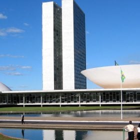 Investigação sobre grupos extremistas que planejavam ataques em Brasília