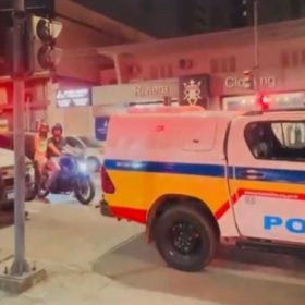 Polícia Militar aborda homem que tentava abrir o próprio carro em Divinópolis
