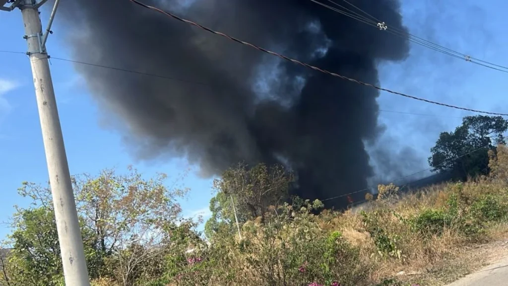 Inc&ecirc;ndio em dep&oacute;sito &eacute; registrado em Carmo do Cajuru