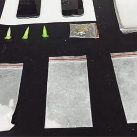 Dupla é presa por tráfico de drogas no Centro de Carmo do Cajuru