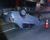 Capotamento na MG-050 deixa mulher e duas crianças feridas em Divinópolis