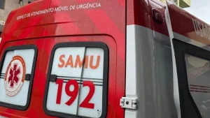 Acidente entre carro e moto deixa duas vítimas em Divinópolis