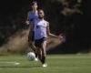 Atlético deve negociar a saída do volante Alexsander após corte do elenco e aproximação com o Santos