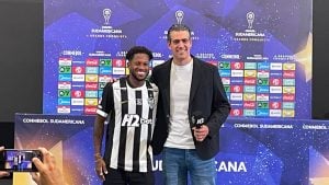 Fred se apresenta oficialmente ao Atlético e se coloca à disposição para estreia contra o Internacional