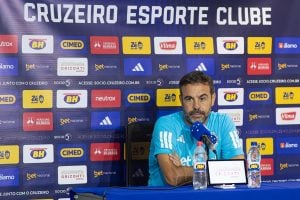 Artur Jorge valoriza evolu&ccedil;&atilde;o do Cruzeiro ap&oacute;s elimina&ccedil;&atilde;o na Libertadores