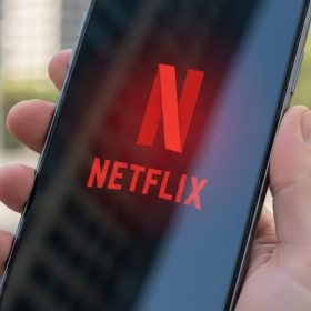 Netflix ocupa a terceira posi&ccedil;&atilde;o no ranking de interesse por servi&ccedil;os de streaming no Brasil, segundo levantamento de 2026