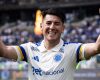 Lucas Villalba conquista espaço na lateral do Cruzeiro e pode renovar contrato até 2026