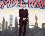 Tom Holland pode receber mais de R$ 520 milh&otilde;es por novo filme do Homem-Aranha, impulsionado por recordes de bilheteria