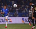 Atlético protocola denúncia no STJD contra atacante do Cruzeiro por lance considerado agressivo