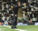 Atlético enfrenta dificuldades na defesa devido a desfalques antes do jogo contra o Vitória