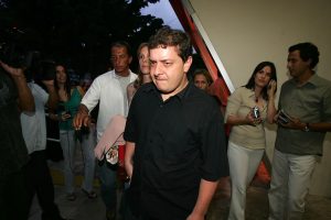 Lula orienta filho a se apresentar à Justiça para esclarecer investigações, afirma advogado