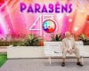 Carlos Alberto de Nóbrega, aos 90 anos, afirma que não pretende deixar “A Praça é Nossa” e relaciona sua vida ao programa