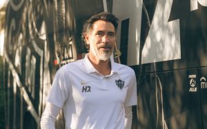 Dom&iacute;nguez afirma que invencibilidade do Atl&eacute;tico n&atilde;o representa vantagem no cl&aacute;ssico contra o Cruzeiro
