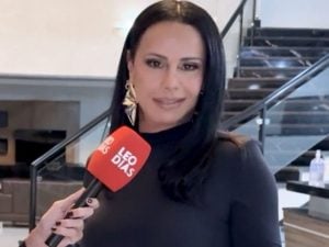 Viviane Araújo reage a rumores sobre possível participação de Paolla Oliveira na Imperatriz Leopoldinense