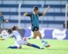 Cruzeiro sofre derrota para o Grêmio fora de casa e pode sair da zona de classificação no Campeonato Brasileiro