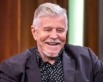 Miguel Falabella revela motivos para só recentemente ter divulgado a existência de seus dois filhos e compartilha experiências pessoais