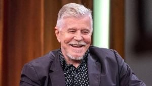 Miguel Falabella revela motivos para só recentemente ter divulgado a existência de seus dois filhos e compartilha experiências pessoais