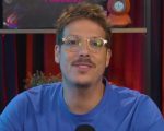 Fabio Porchat fala sobre planos de casamento com Priscila Castello e revela estilo não convencional da cerimônia