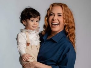 Cantora Joelma comemora o primeiro aniversário do neto Oliver com homenagem nas redes sociais