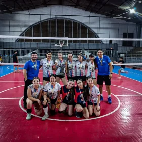 Estrela conquista título na 4ª Copa Estrela de Vôlei Feminino Sub-15