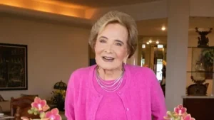 Morre a atriz Glória Menezes, aos 91 anos