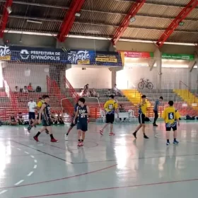 Jogos Escolares de Divinópolis 2026: abertura reúne 3,3 mil atletas