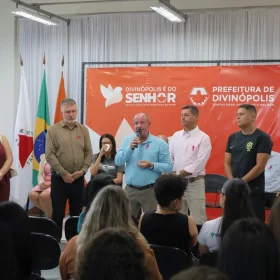 Prefeitura e Acom lançam Campanha Outubro Rosa 2026 em Divinópolis
