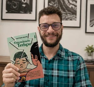 Escritor Gustthavo Majory lança livro com debates sobre saúde em Divinópolis