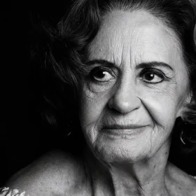 Morre a atriz Laura Cardoso, aos 98 anos