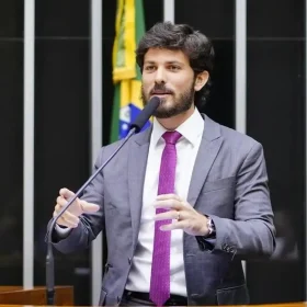 Marcelo Aro decide em 48 horas sobre candidatura ao Governo de Minas