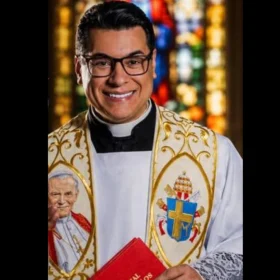 Fiéis participam das Missas da Família no Santuário São Frei Galvão em Divinópolis
