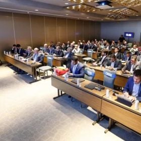 Clubes brasileiros negociam linha de crédito do BNDES diante do risco de perda de receitas com bets