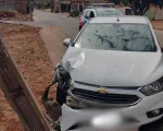 Acidente aconteceu no bairro Recanto da Lagoa na terça-feira (1º); ninguém ficou ferido.
