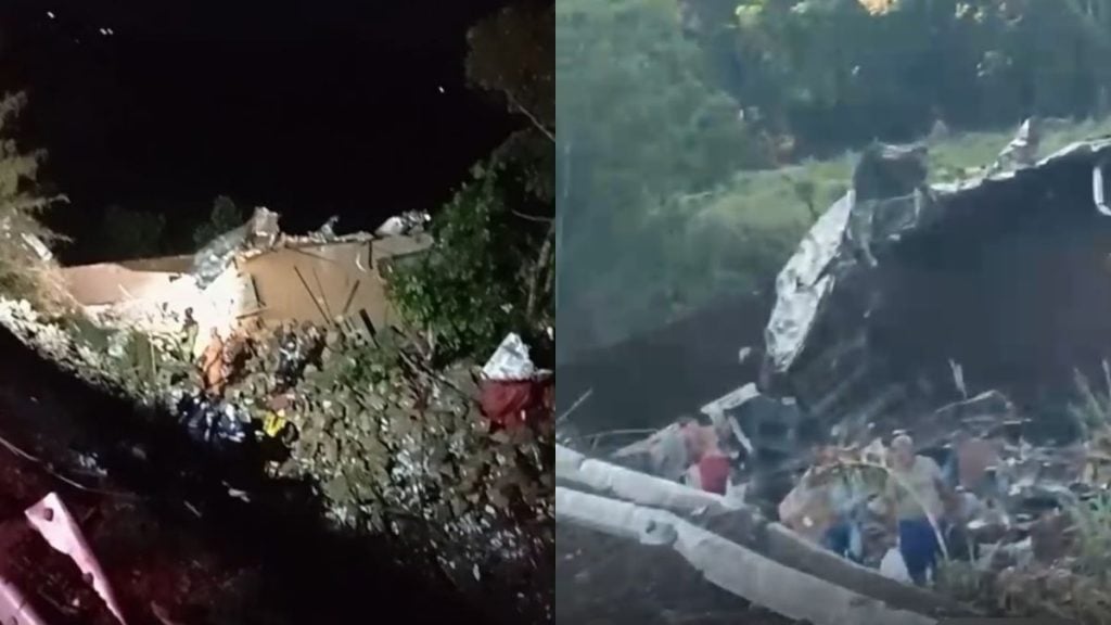 Carreta tomba e cai em ribanceira na BR-494, em Divinópolis
