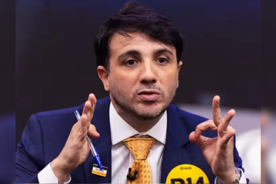Ministro Dias Toffoli libera campanha digital de Renan Santos nas eleições de 2026