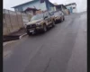 Guilherme Pereira da Silva, de 35 anos, morreu após ser baleado durante cumprimento de mandado no bairro Alto Alegre; Polícia Militar e familiares apresentam versões diferentes sobre o caso.