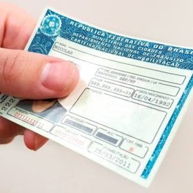 CNH vencida tem validade prorrogada pelo Contran até dezembro de 2026
