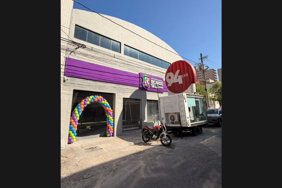 Novo espa&ccedil;o ser&aacute; inaugurado nesta quinta-feira (3), na Rua Maranh&atilde;o, no Centro; Est&uacute;dio M&oacute;vel da R&aacute;dio 94 Live acompanha a inaugura&ccedil;&atilde;o.