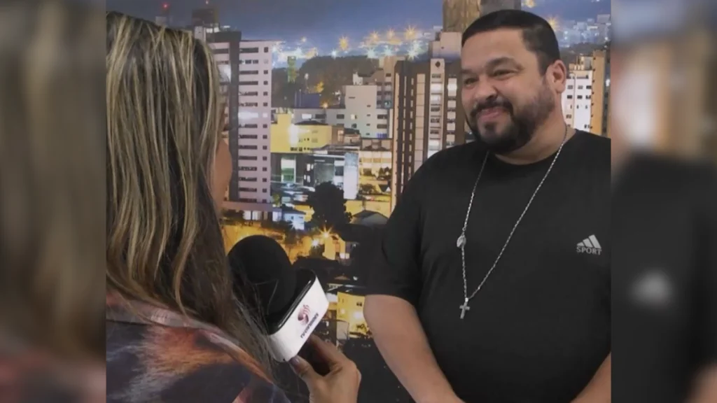 Ros&aacute;rio com Frei Gilson ser&aacute; transmitido ao vivo da Pra&ccedil;a do Santu&aacute;rio em Divin&oacute;polis