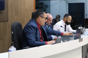 Reunião da Câmara vota creche integral e projeto STAVA